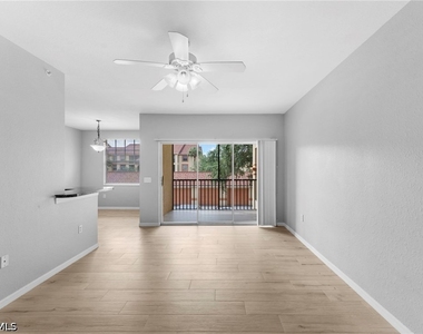 7905 Preserve Circle - Photo Thumbnail 3