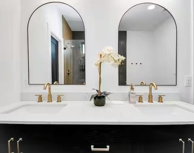 2520 Rosalie Street - Photo Thumbnail 43