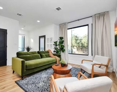 2520 Rosalie Street - Photo Thumbnail 33