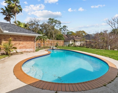 1310 El Dorado Boulevard - Photo Thumbnail 17