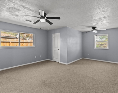 1310 El Dorado Boulevard - Photo Thumbnail 11