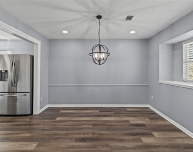 1310 El Dorado Boulevard - Photo Thumbnail 5