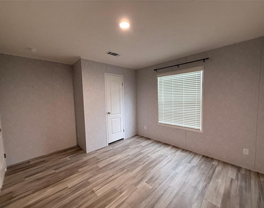 261 Road 5609 - Photo Thumbnail 24