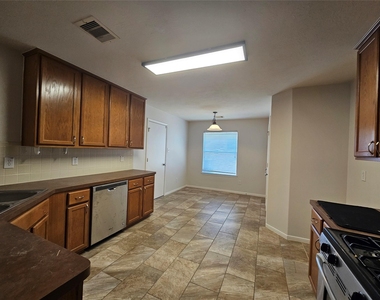 2205 Sugar Hill Drive - Photo Thumbnail 12