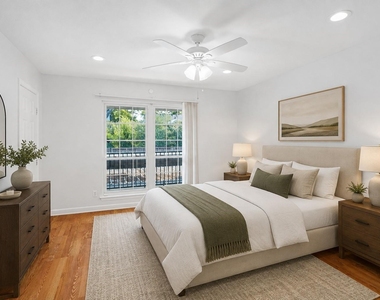 12633 Memorial Drive - Photo Thumbnail 5
