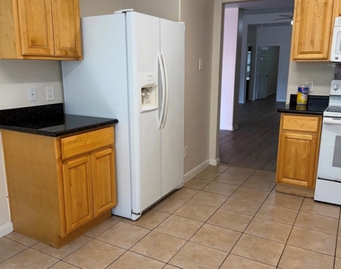 3818 Cary Creek Drive - Photo Thumbnail 2