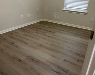 3818 Cary Creek Drive - Photo Thumbnail 9