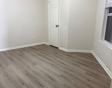3818 Cary Creek Drive - Photo Thumbnail 8