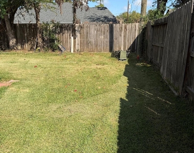 3818 Cary Creek Drive - Photo Thumbnail 14