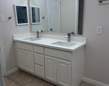 3818 Cary Creek Drive - Photo Thumbnail 7