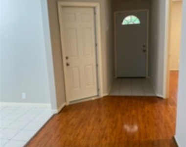 12327 White River Drive - Photo Thumbnail 8