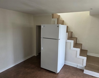 114 Canton Street - Photo Thumbnail 3