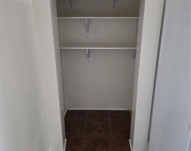 114 Canton Street - Photo Thumbnail 4
