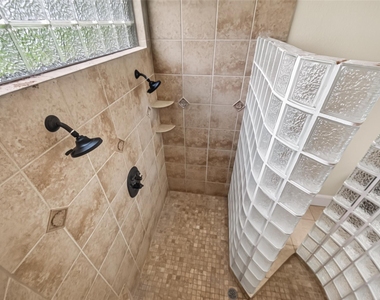 4011 Westerdale Drive - Photo Thumbnail 28