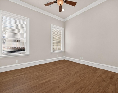 4011 Westerdale Drive - Photo Thumbnail 33