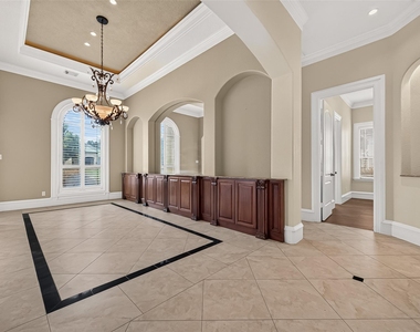4011 Westerdale Drive - Photo Thumbnail 4