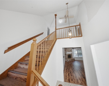 12806 Forest Meadow Drive - Photo Thumbnail 16
