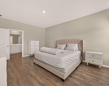 6402 Autumn Equinox Drive - Photo Thumbnail 19