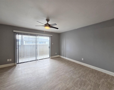 8421 Hearth Drive - Photo Thumbnail 4