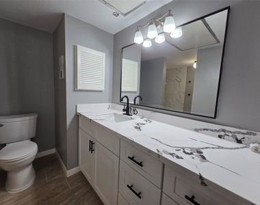 8421 Hearth Drive - Photo Thumbnail 24