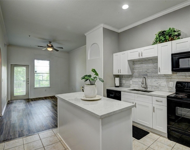 1441 East Street - Photo Thumbnail 1