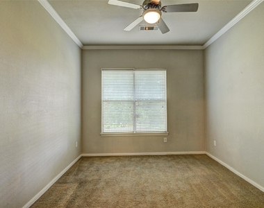 1441 East Street - Photo Thumbnail 5