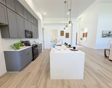 304 Road 6614 - Photo Thumbnail 7