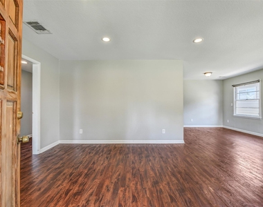 4727 Clay Street - Photo Thumbnail 3