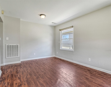 4727 Clay Street - Photo Thumbnail 11