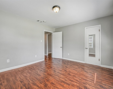 4727 Clay Street - Photo Thumbnail 17