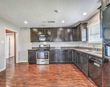4727 Clay Street - Photo Thumbnail 10
