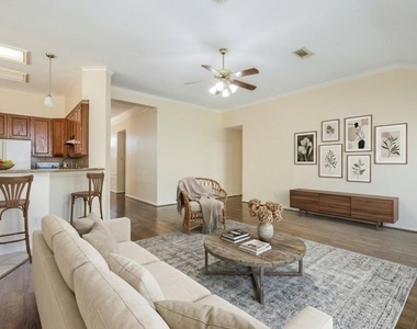 4230 Torrey Creek Lane - Photo Thumbnail 9
