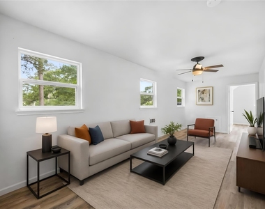 203 Wedgewood Court - Photo Thumbnail 30