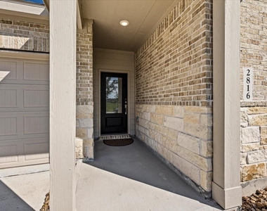 2816 Golden Isle Drive - Photo Thumbnail 2