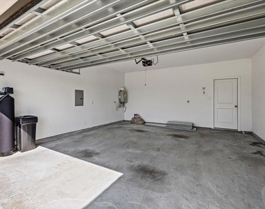 2816 Golden Isle Drive - Photo Thumbnail 29