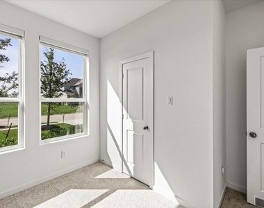 2816 Golden Isle Drive - Photo Thumbnail 24
