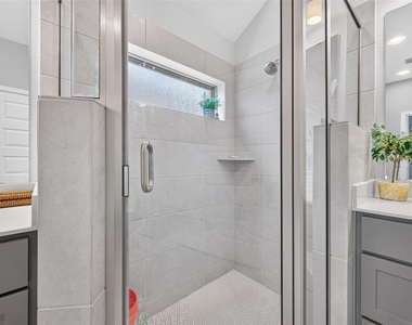 5039 Henry Merrit Street - Photo Thumbnail 32