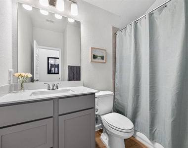 5039 Henry Merrit Street - Photo Thumbnail 25