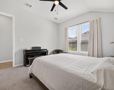 5039 Henry Merrit Street - Photo Thumbnail 29