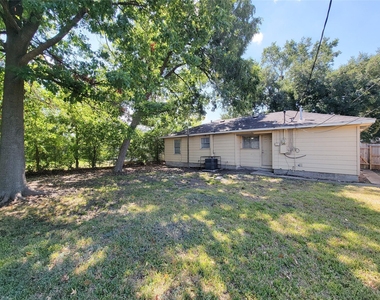 5239 Falvey Street - Photo Thumbnail 16