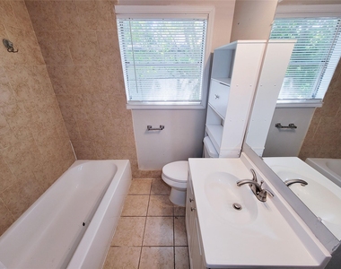 5239 Falvey Street - Photo Thumbnail 12