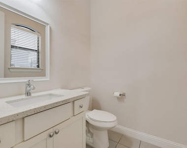 1506 Johnson Street - Photo Thumbnail 10