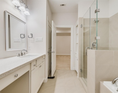 1506 Johnson Street - Photo Thumbnail 12