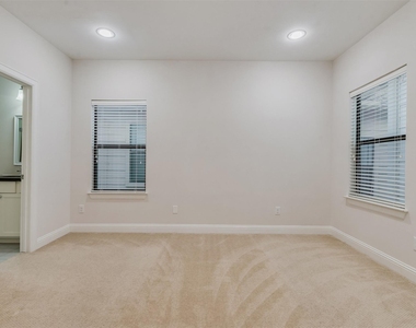 1506 Johnson Street - Photo Thumbnail 16