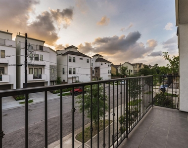 1506 Johnson Street - Photo Thumbnail 9