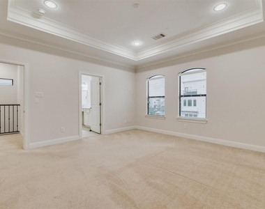 1506 Johnson Street - Photo Thumbnail 11