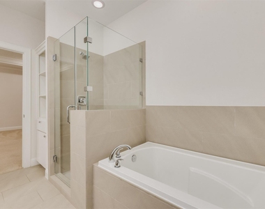1506 Johnson Street - Photo Thumbnail 13