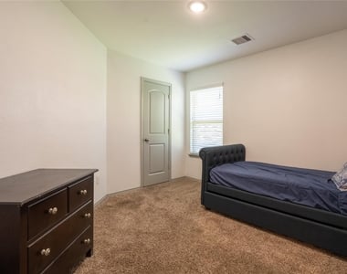2710 Gold Flake Terrace Road - Photo Thumbnail 7