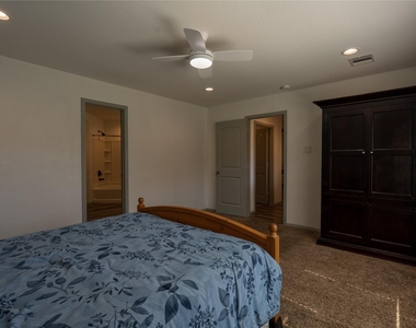 2710 Gold Flake Terrace Road - Photo Thumbnail 21