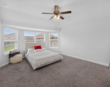 11427 Harmony Summit Trace - Photo Thumbnail 19